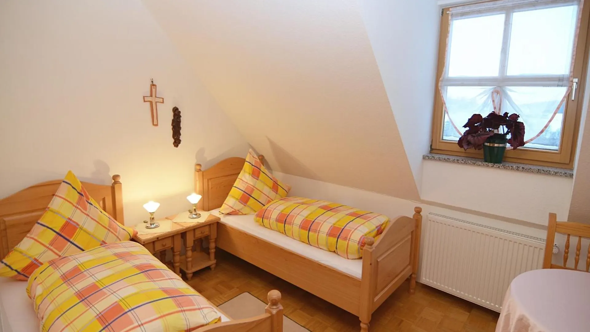 Spacious Apartment With Sauna In Schonsee Dietersdorf