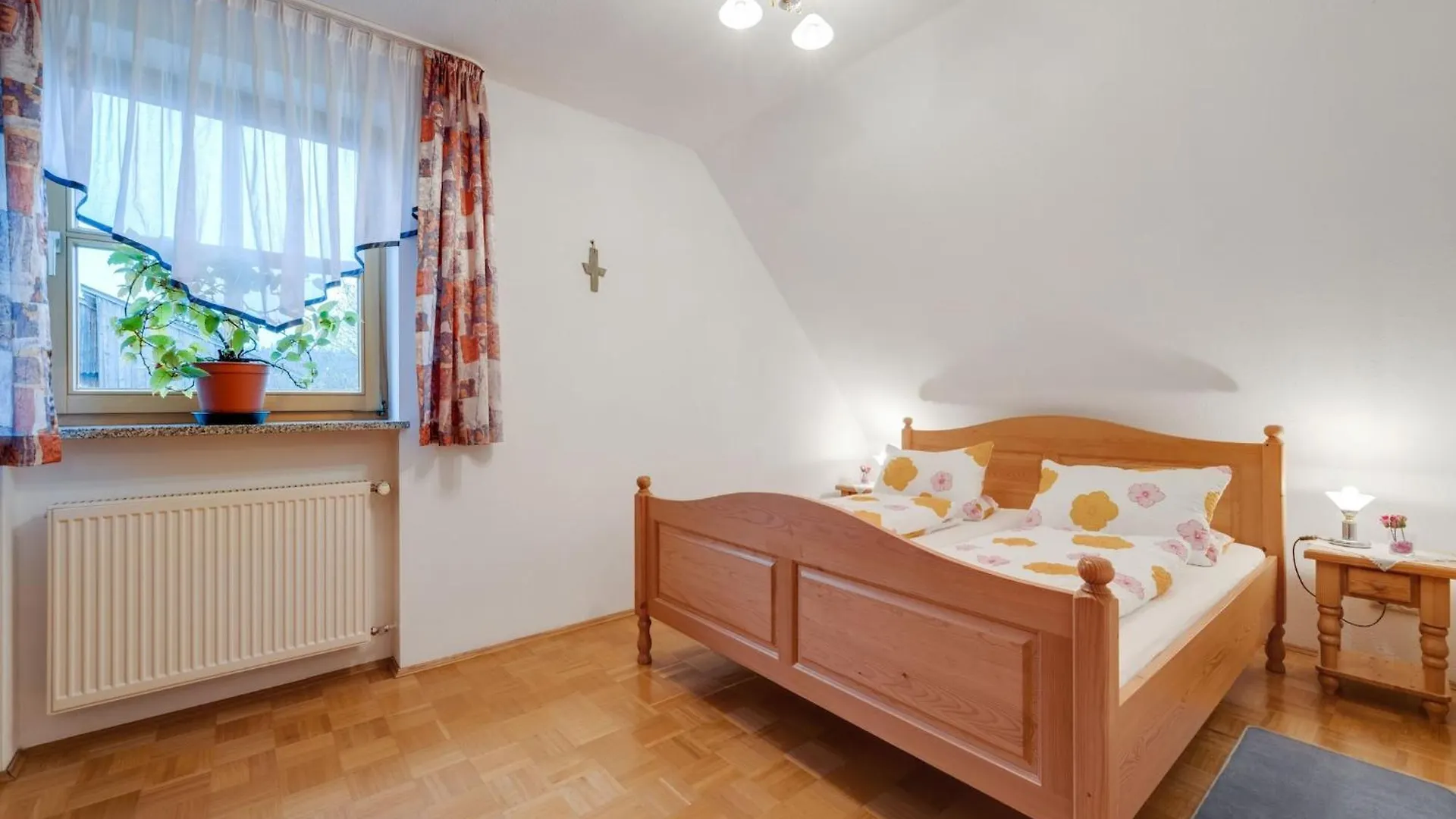 Spacious Apartment With Sauna In Schonsee Dietersdorf