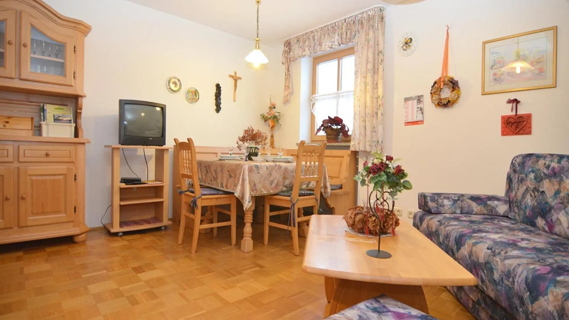 Spacious Apartment With Sauna In Schonsee Dietersdorf