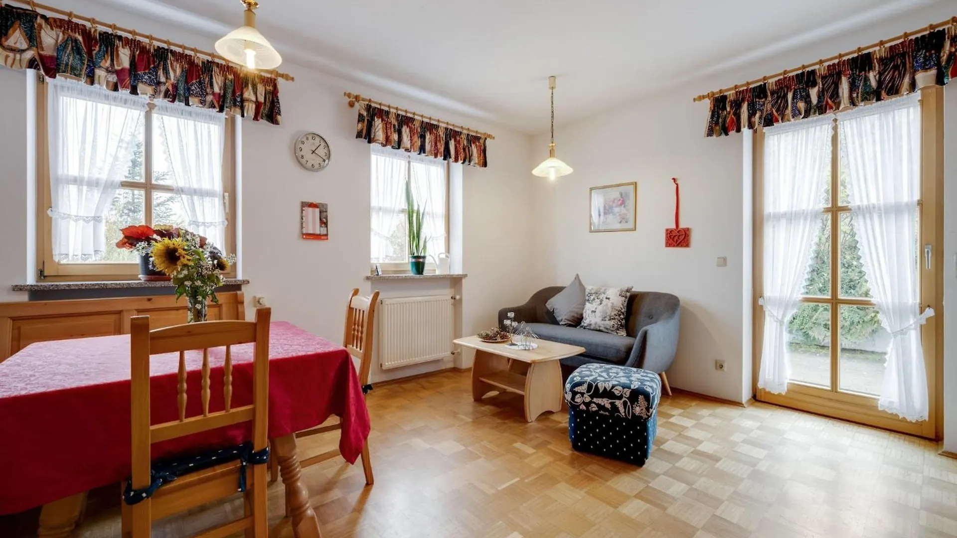 Spacious Apartment With Sauna In Schonsee Dietersdorf