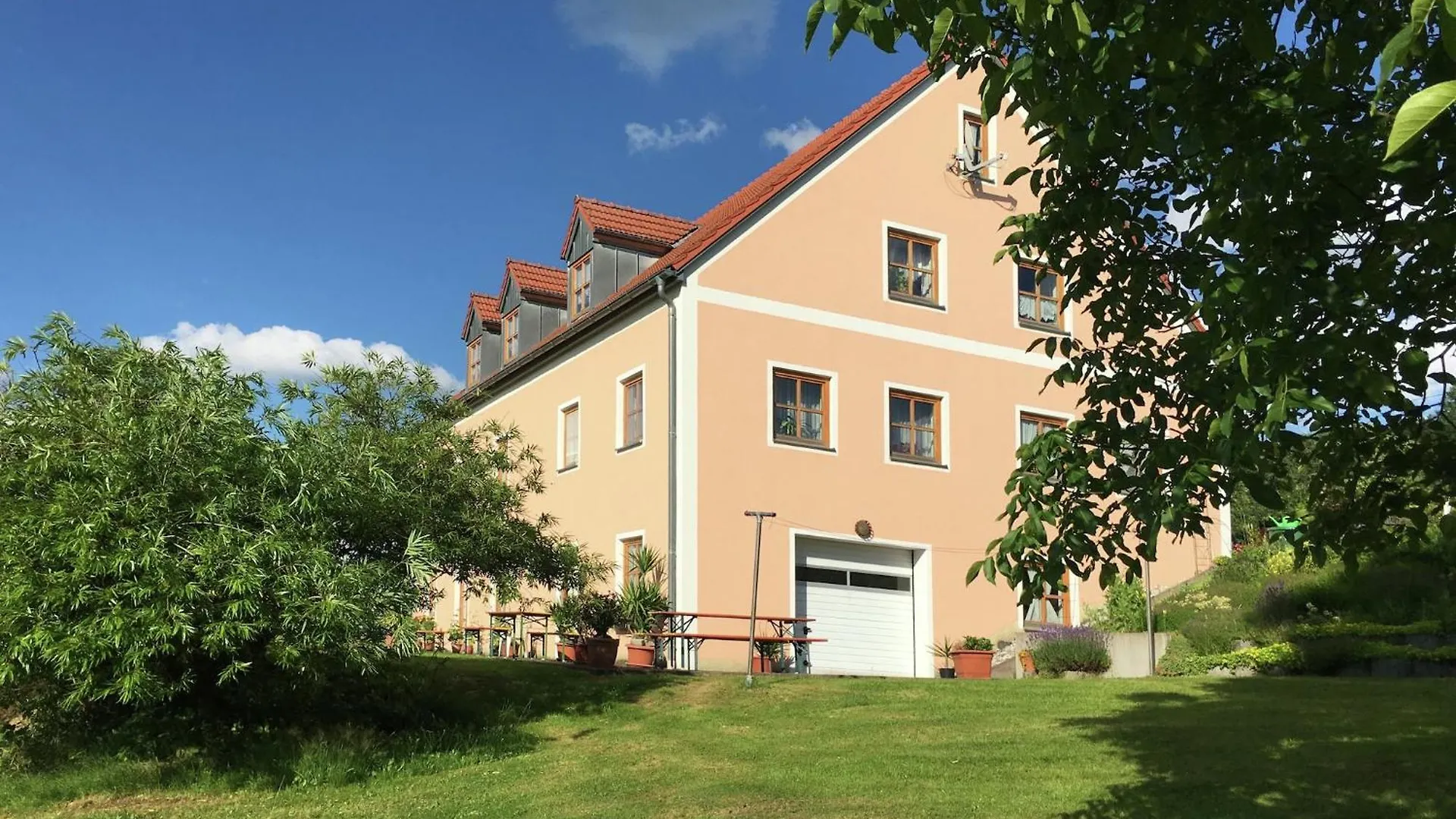Spacious Apartment With Sauna In Schonsee Dietersdorf