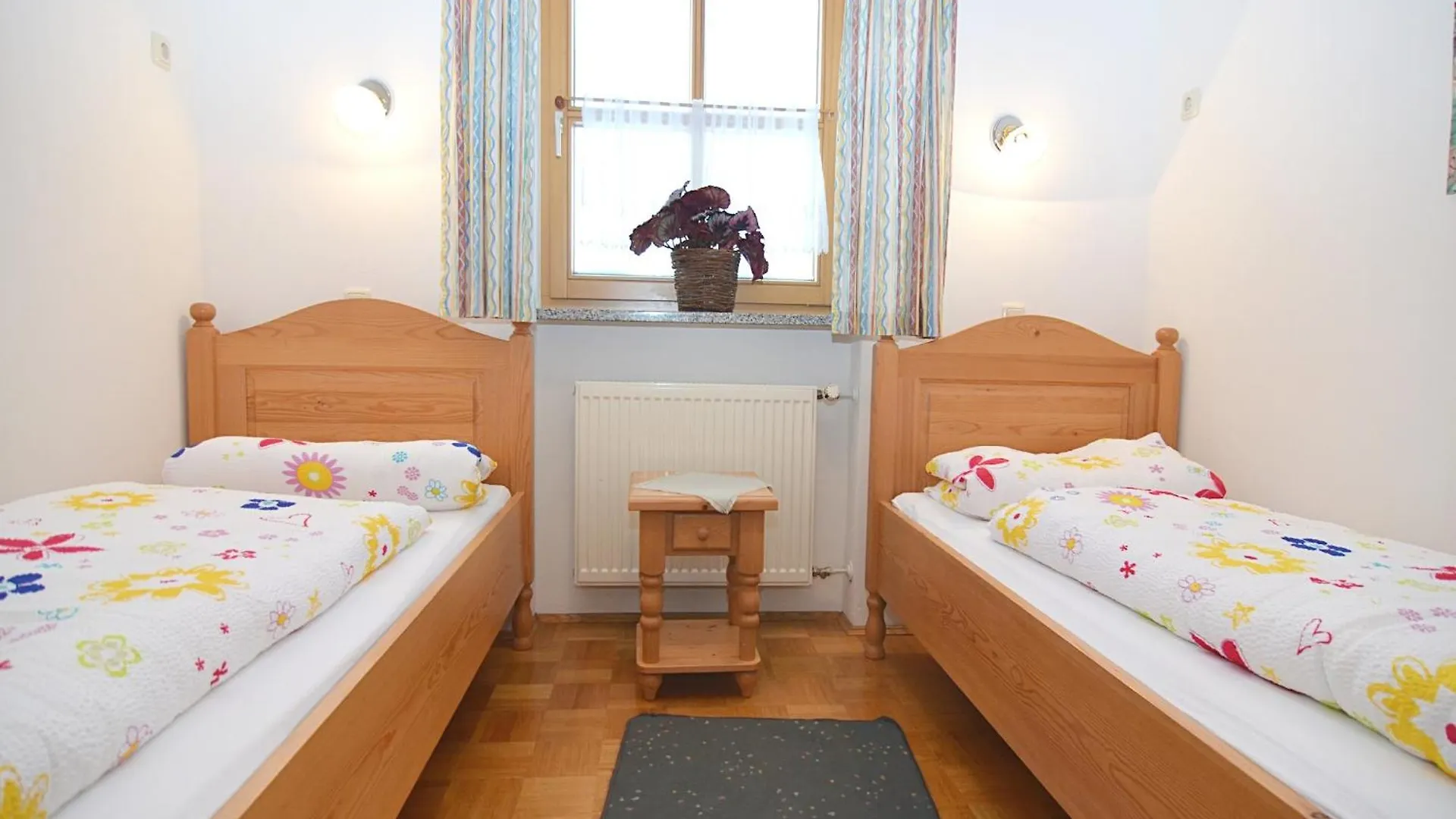 Spacious Apartment With Sauna In Schonsee Dietersdorf