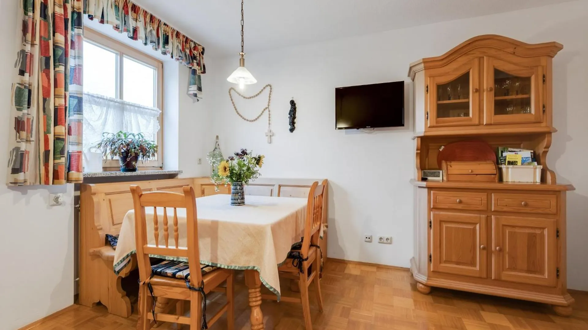 Spacious Apartment With Sauna In Schonsee Dietersdorf