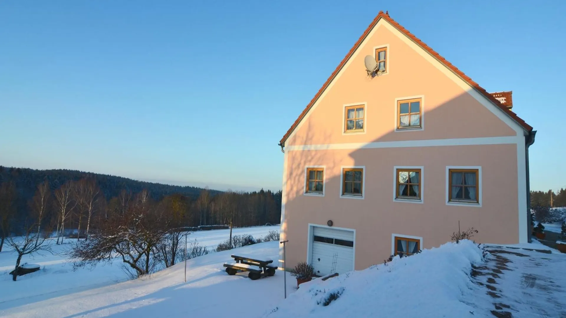 Spacious Apartment With Sauna In Schonsee Dietersdorf